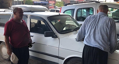 Adana'da sıcaklıklar rekor kırdı! 34 yıllık otomobiline klima taktırdı