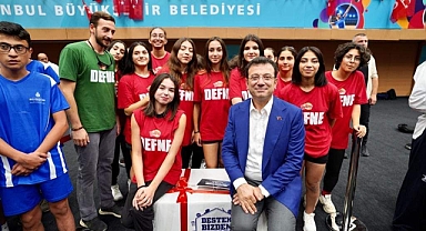 İBB'den Spor kulüplerine malzeme desteği