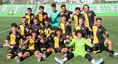 İstanbulspor U17'ler Galibiyetle başladı
