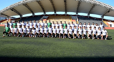 Redoks Avcılar Tahtakale Kartalları FK gümbür gümbür