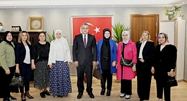 AK Parti Kadın kollarından Kaymakam Anteplioğl'una ziyaret