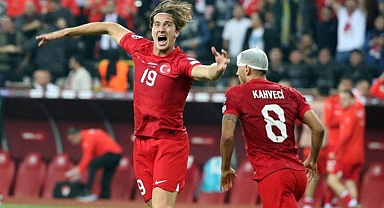 Bertuğ Yıldırım ilk maçında tarihe geçti! Türkiye-Ermenistan sonrası...