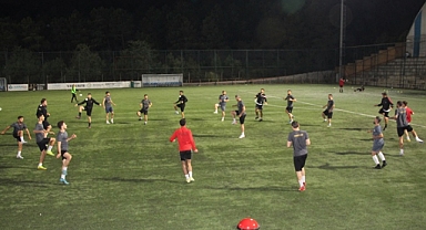 Çekmeköy Çarşıspor’da sezon başı çalışmaları devam ediyor