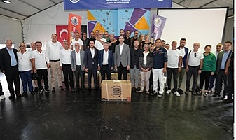 Kartal'da Amatör Spor Kulüplerine Malzeme desteği