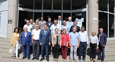 Küçükçekmece Muhtarları ,Kaymakama hayırlı olsun ziyareti.