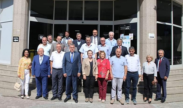 Küçükçekmece Muhtarları ,Kaymakama hayırlı olsun ziyareti.