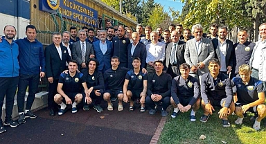 Başkan Çebi Küçükçekmece Sinopspor Kulübü'nü ziyaret etti.
