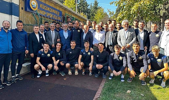 Başkan Çebi Küçükçekmece Sinopspor Kulübü'nü ziyaret etti.