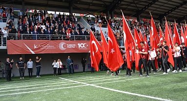 Cumhuriyet'in 100. yılı Küçükçekmece ilçesinde kutlandı