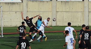 Küçükçekmece Sinop Sporda kötü gidiş sürüyor