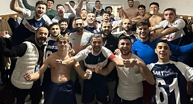 1877 Alemdağspor lideri devirdi