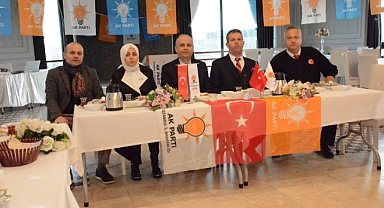 AK Parti Yeşilova Mahalle Birimi İstişare Toplantısı Gerçekleştirildi