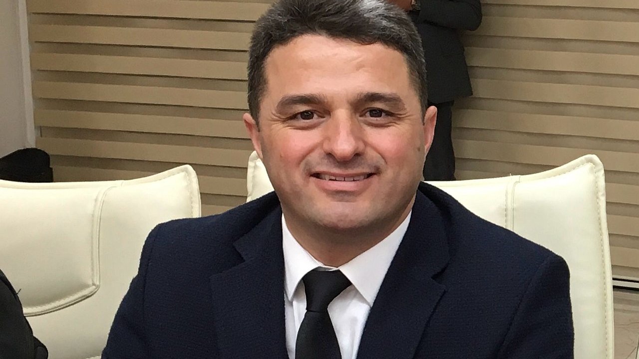 Çetin Kaya: Büyük Hayallerin Peşinde Bir Liderin Yükselişi