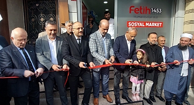 Fetih1453 Derneği'nin Sosyal Market Açılışına Büyük ilgi