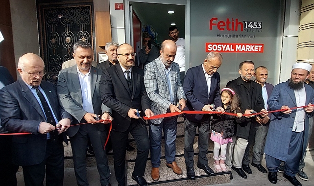 Fetih1453 Derneği'nin Sosyal Market Açılışına Büyük ilgi