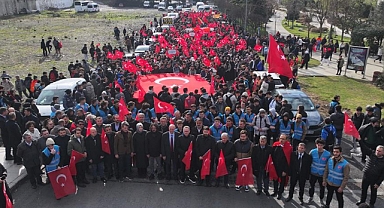 Başakşehir'de 5 Bin Genç Şehitler İçin Yürüdü