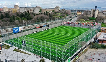 İstanbul'da bir futbol sahası daha açıldı