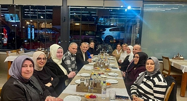 Küçükçekmece Ak Parti 10 Ocak Çalışan Gazeteciler Günü'nü kutladı