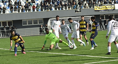 Küçükçekmece Sinopspor Play-Off Aşkına 4-0