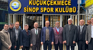 Aziz Yeniay Küçükçekmece Sinop Spor'u ziyaret etti