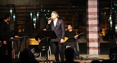 Eşref Ziya Terzi’den gönüllerin pasını silen konser