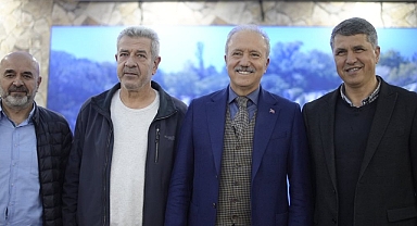 Kanarya'lılar Yeniay'a Tam Destek Verdi