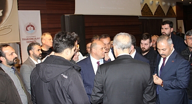 Küçükçekmece'de Trabzonlular Derneği'nden Protokol Saygısızlığı
