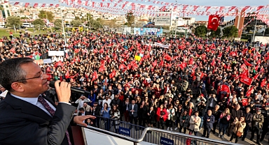 Özel,İzmir kimsenin özgürlüğüne dokunmaz
