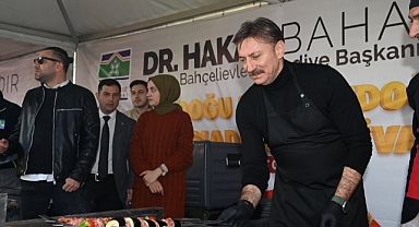 Üç ton çiğ köfte, 10 bin kişilik kebap ikram edildi