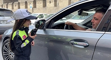 23 Nisan'da Çoçuklar Trafikte Denetimine Katıldı