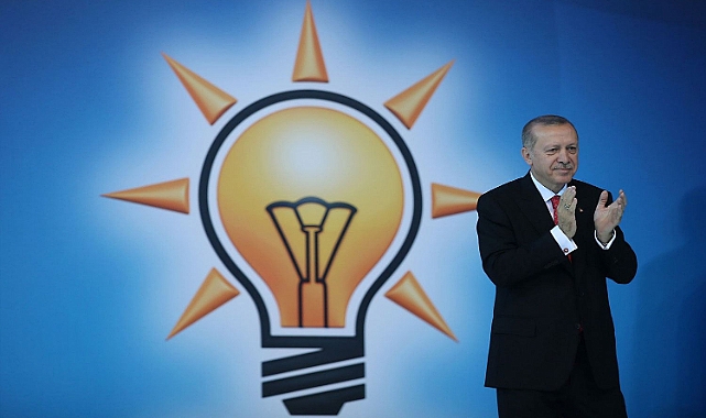 AK Parti'nin İçsel Dinamikleri ve Seçimdeki Sonuçlarına Bakmak