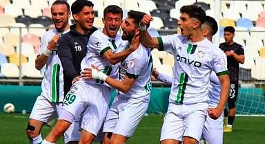 Büyükçekmece Tepecikspor, yarışı bırakmıyor 2-1