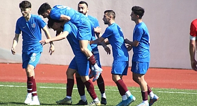 İstanbul Trabzon spor liderin yenilmezliğine son verdi.1-3