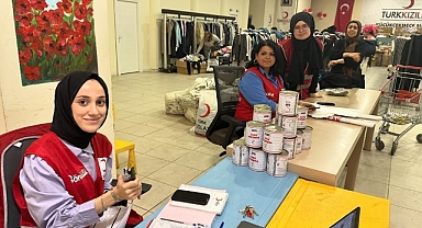 Küçükçekmece Kızılay Şubesi Ramazan'da yardımlar devam ediyor.