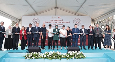 Mahinur Özdemir Göktaş Sultanbeyli Otizm Aktif Yaşam Merkezi'nin Açılışını Gerçekleştirdi