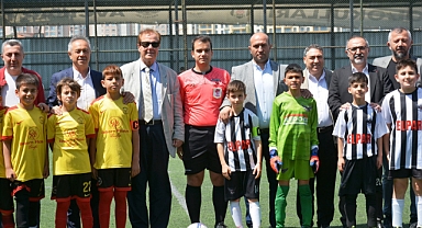 Pak,Sporcu olmak isteyen her çocuğumuzu okullarımıza bekliyoruz
