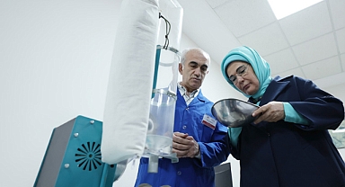 Emine Erdoğan, Tarla Bitkileri Merkez Araştırma Enstitüsü Türkiye Tohum Gen Bankasını ziyaret etti