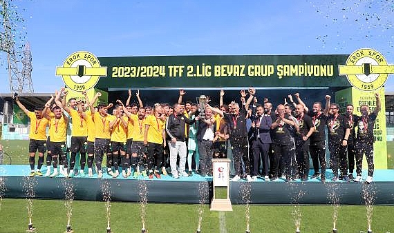 Esenler Erokspor Şampiyonluk Kupasını Aldı