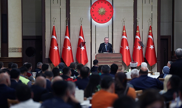 Sendikal haklar ve özgürlükler alanında 21 yılda tarihî nitelikte pek çok adım attık