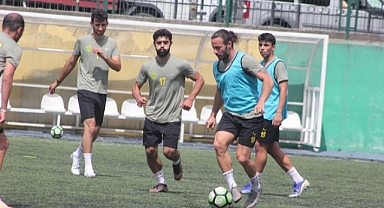 Ayazağaspor da çalışmalar devam ediyor