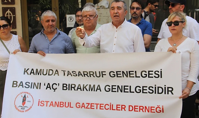 Gazeteciler Basın İlan önünde; ‘Basını Aç Bırakma Genelgesi’