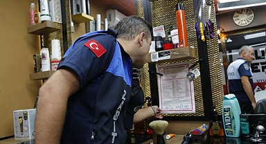 Kuaför salonlarında hijyen denetimi gerçekleştirdi.