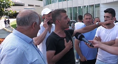 Küçükçekmece Pazarcıları Belediyeyi Protesto Etti: