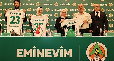 Eminevim Alanyaspor'un forma sırt sponsoru oldu