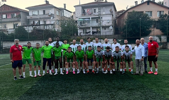 Gümüşsuyuspor şampiyonluk parolası ile sahaya indi