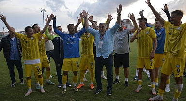 Küçükçekmece Sinopspor 3 puanla tanıştı