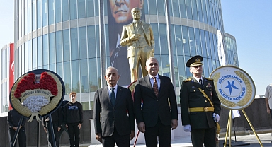 Küçükçekmece, Cumhuriyet Bayramı'nın 101. yılını coşkuyla kutladı.