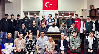 Küçükçekmece'de Gençlik Camiyle Buluşuyor