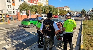 Küçükçekmece'de Okul Çevrelerinde Güvenlik Önlemleri Arttırıldı
