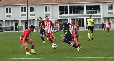 Küçükçekmece Sinopspor Bir hafta sonra yeniden lider oldu.